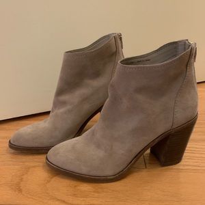 Dolce vita taupe Stevie booties